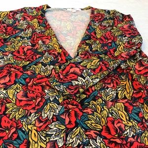 Lularoe Floral Sarah. Large. NWOT